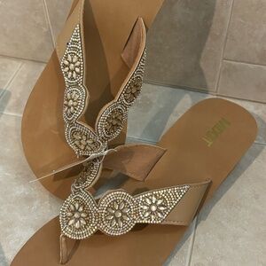 Woman’s Flip Flop Sandals size 10